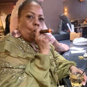 Meet your Posher, Debra